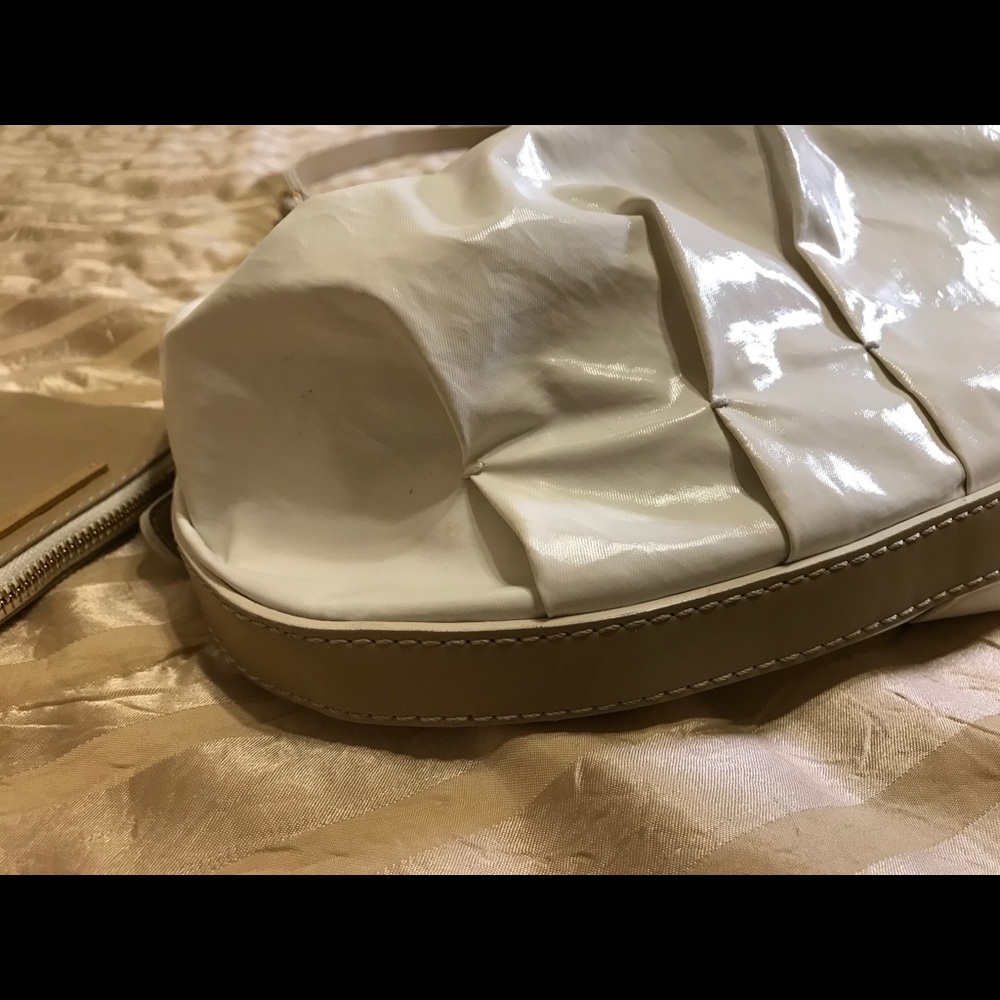 FIRM RARE Stella McCartney Very Large White Vegan Hobo Bag - Picture 5 of 15